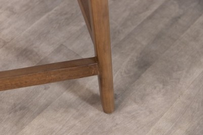 lucca-stool-leg